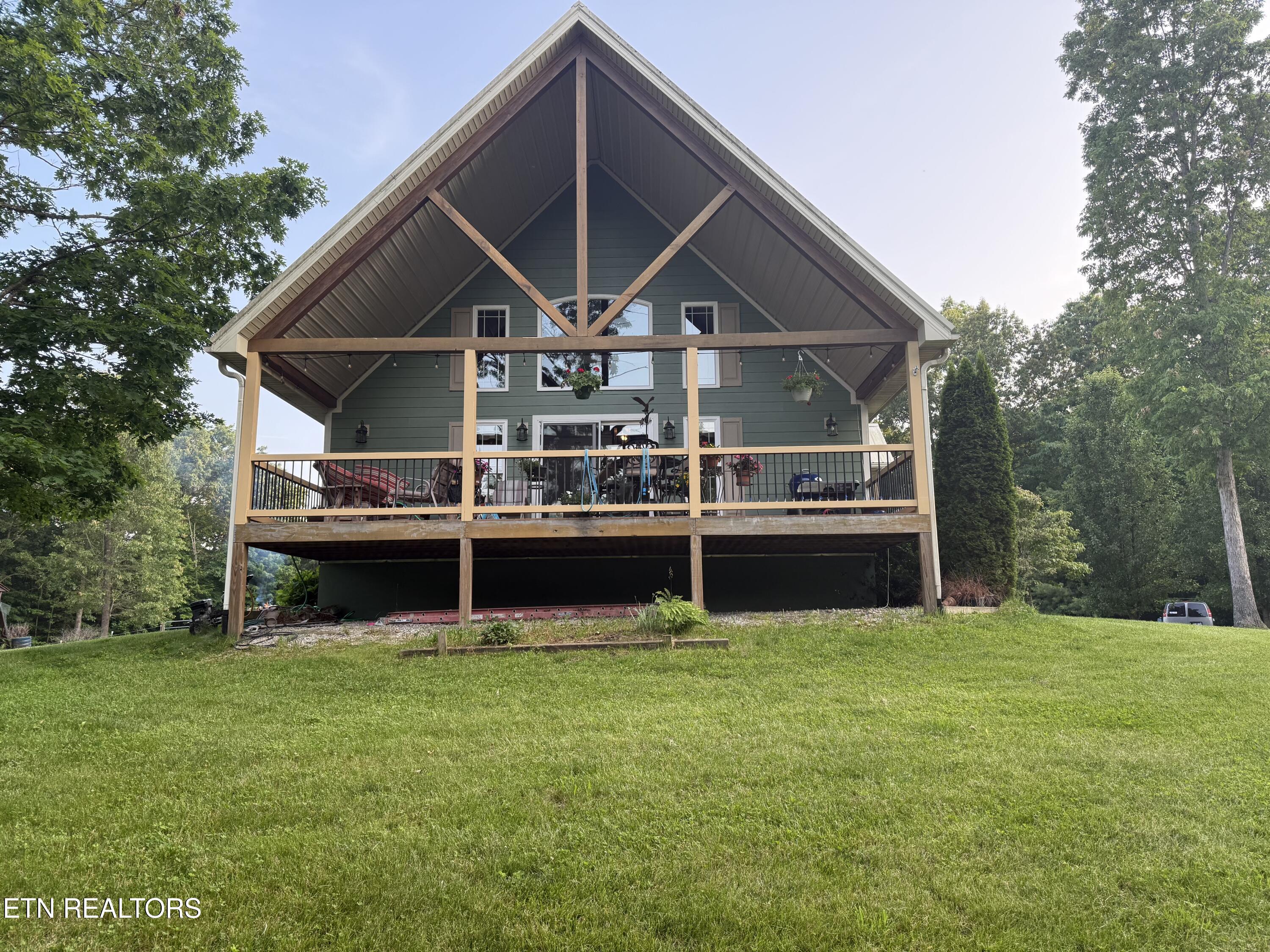 930 Spruce Creek Drive