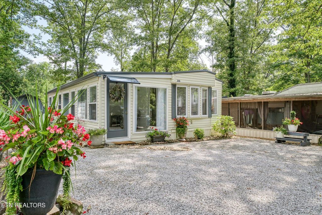 Photo of 57 Apache Tr, Crossville, TN 38572 (MLS # 1311526)