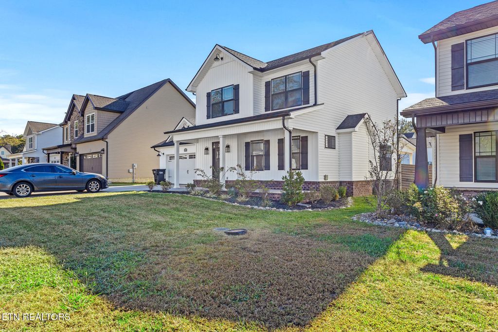 Photo of 1422 Dream Catcher Drive, Knoxville, TN 37920 (MLS # 1319304)