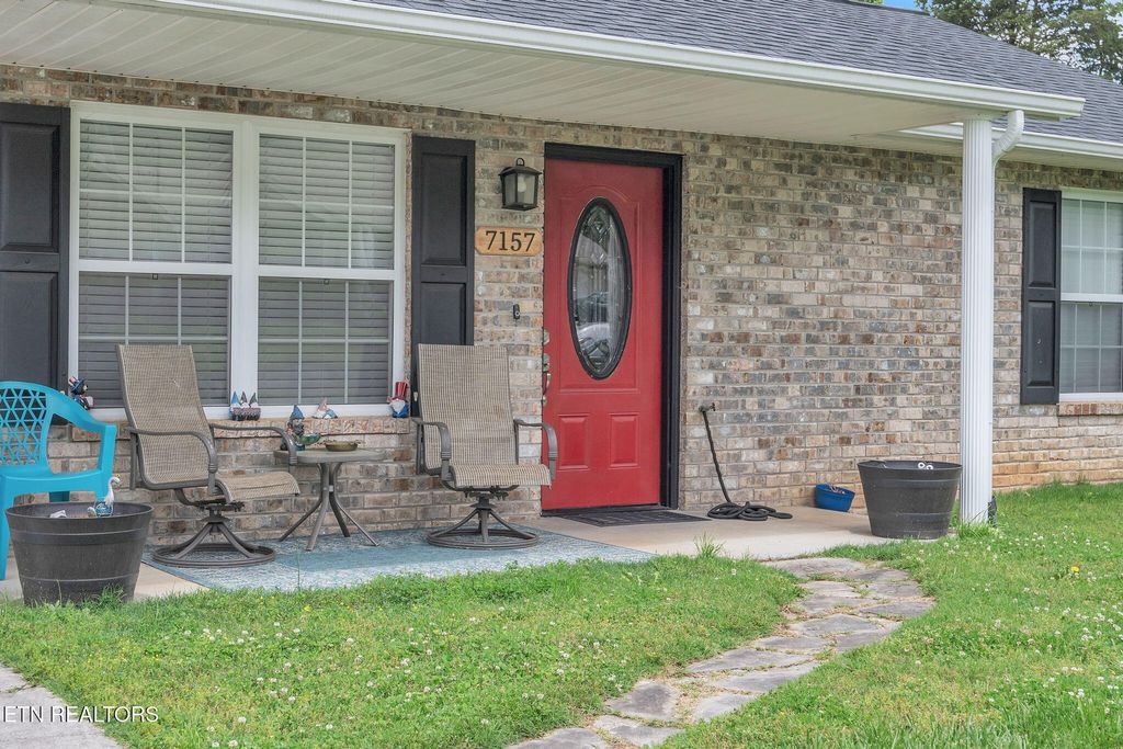 Photo of 7157 Alice Springs Lane, Corryton, TN 37721 (MLS # 1300933)