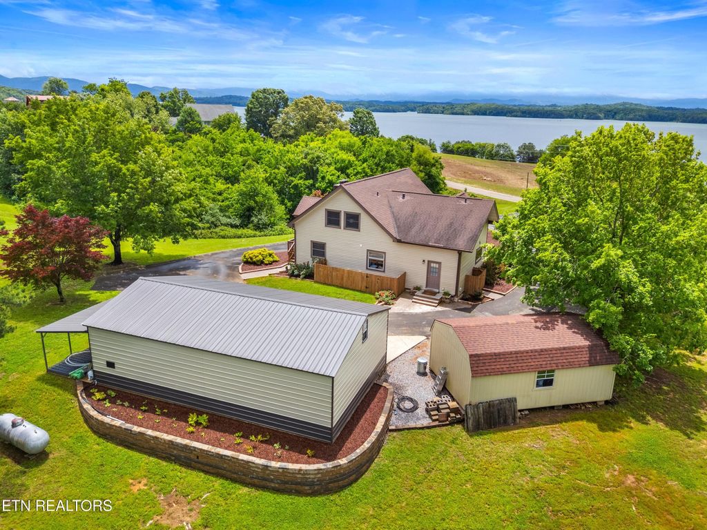 Photo of 1636 Highway 139, Dandridge, TN 37725 (MLS # 1303198)