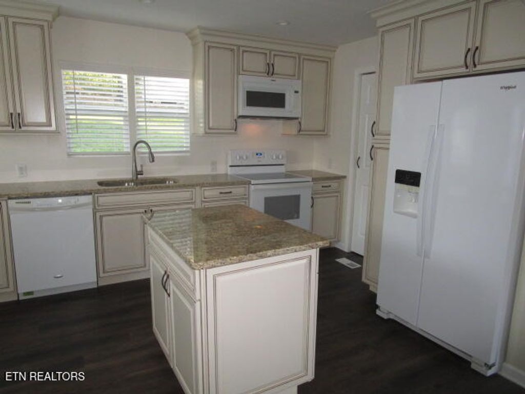 Photo of 9320 E Emory Rd, Corryton, TN 37721 (MLS # 1315527)