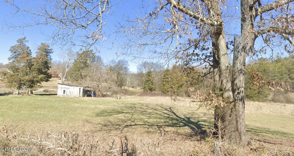 Photo of 3436 Little Dug Gap Rd, Louisville, TN 37777 (MLS # 1308828)