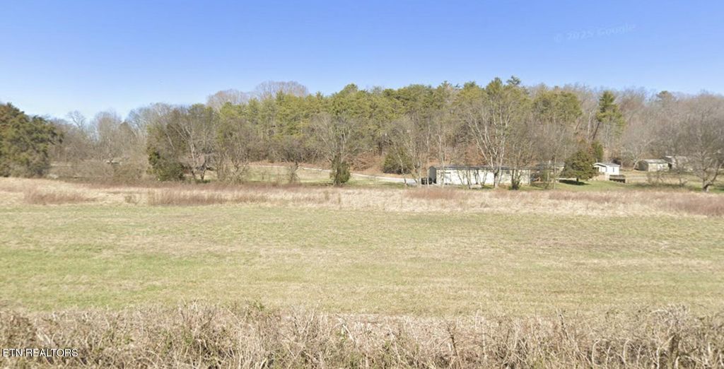 Photo of 3436 Little Dug Gap Rd, Louisville, TN 37777 (MLS # 1308828)