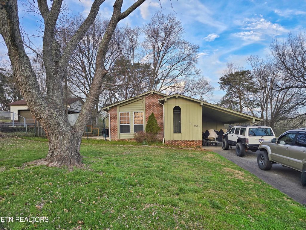 Photo of 1706 Ferd Hickey Rd, Knoxville, TN 37909 (MLS # 1331658)