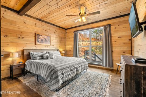 Tiny photo for 817 Pine Top Lane, Gatlinburg, TN 37738 (MLS # 1337013)