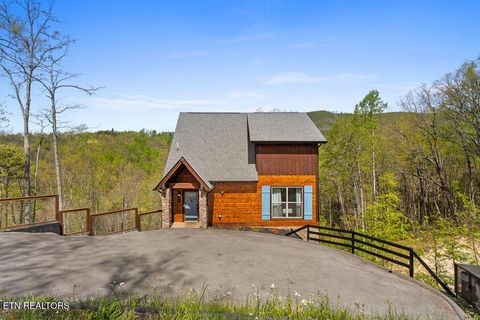 Tiny photo for 817 Pine Top Lane, Gatlinburg, TN 37738 (MLS # 1337013)