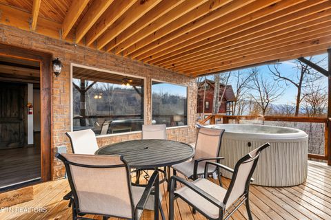 Tiny photo for 817 Pine Top Lane, Gatlinburg, TN 37738 (MLS # 1337013)