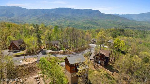 Tiny photo for 817 Pine Top Lane, Gatlinburg, TN 37738 (MLS # 1337013)