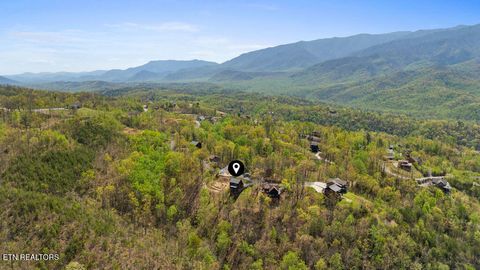 Tiny photo for 817 Pine Top Lane, Gatlinburg, TN 37738 (MLS # 1337013)