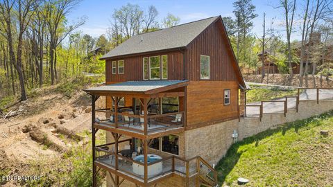 Tiny photo for 817 Pine Top Lane, Gatlinburg, TN 37738 (MLS # 1337013)