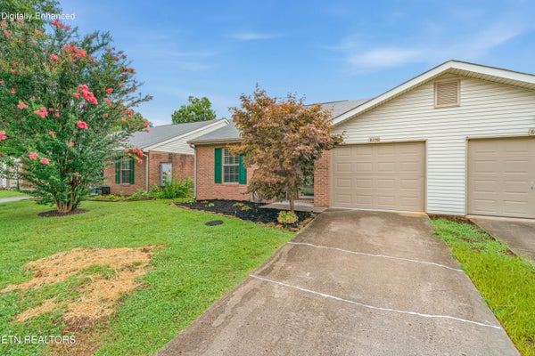 8059 CHAMBORD WAY, POWELL, TN 37849 - Image 8472e4dc137ee98ce6e9b030d75f5dca/1627715033
