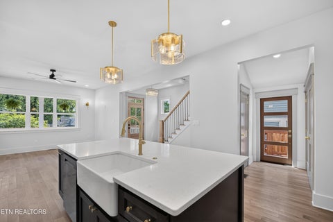 Tiny photo for 207 E Anderson Ave, Knoxville, TN 37917 (MLS # 1354779)