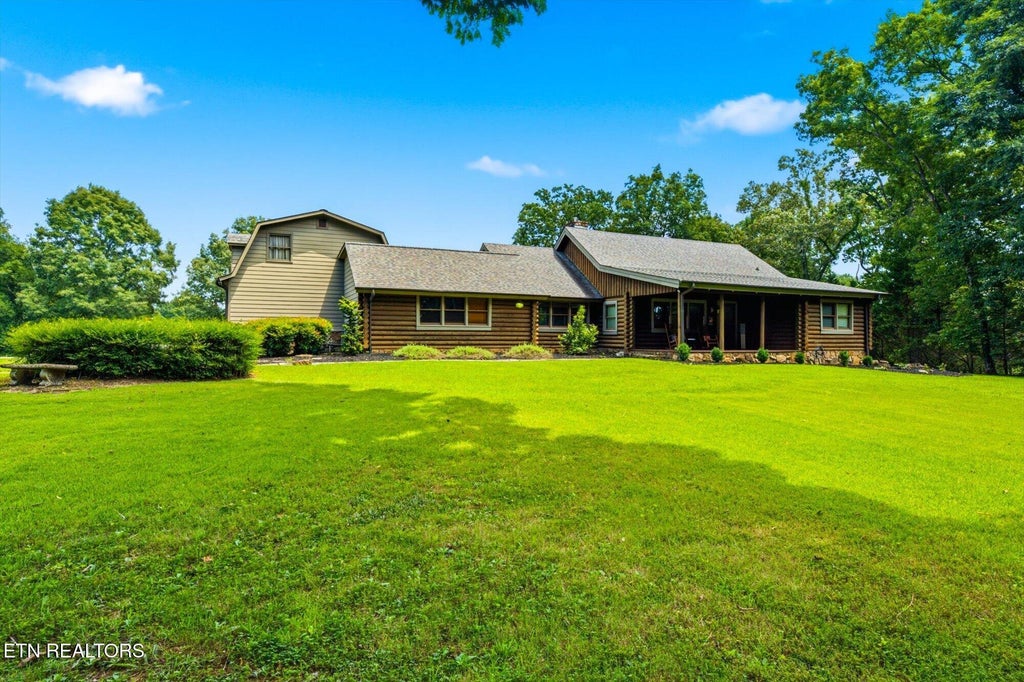 Photo of 209 County Road 576, Englewood, TN 37329 (MLS # 1356761)