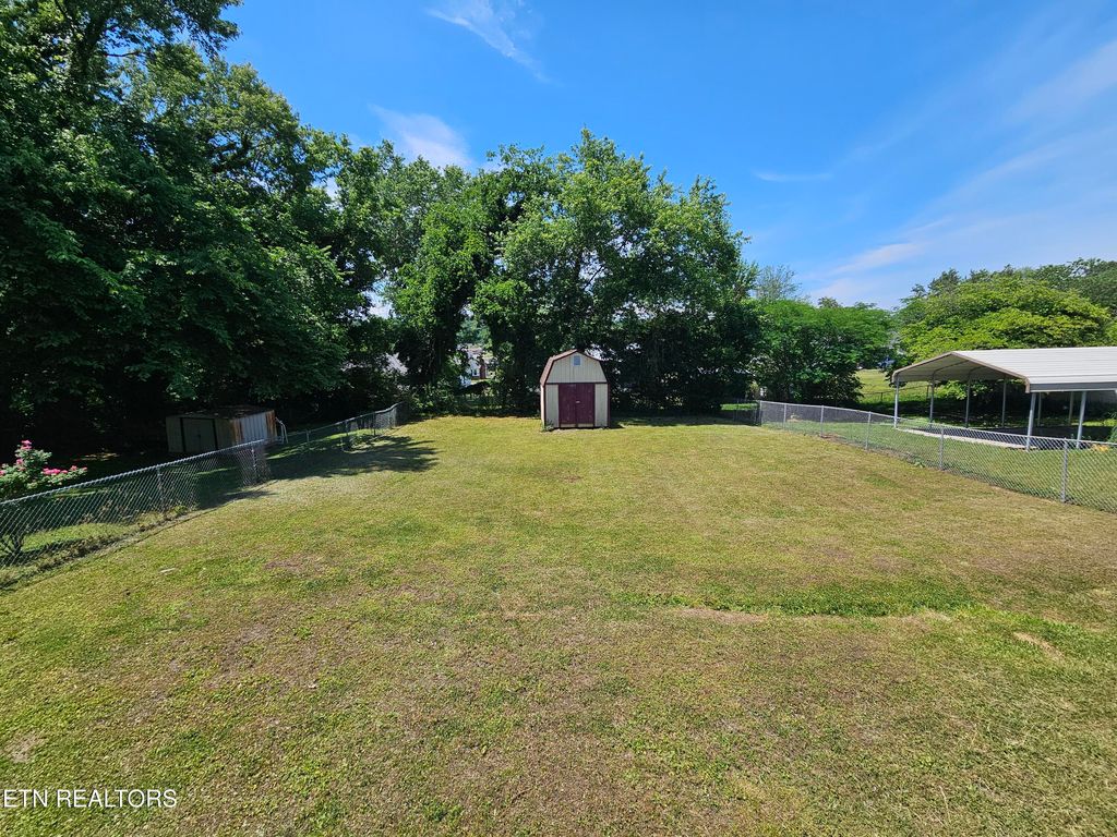 Photo of 438 Kingwood St, Kingston, TN 37763 (MLS # 1341836)