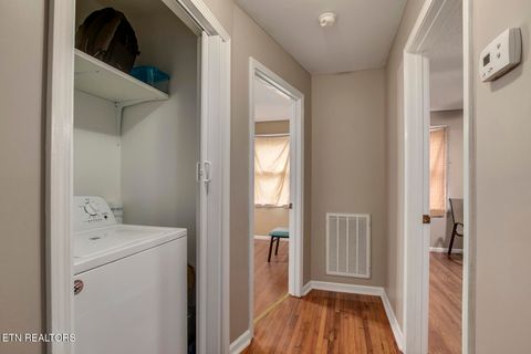 Tiny photo for 438 Kingwood St, Kingston, TN 37763 (MLS # 1341836)