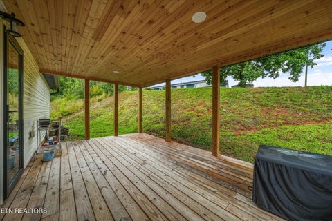 Tiny photo for 126 Zoe Circle, Jacksboro, TN 37757 (MLS # 1349824)