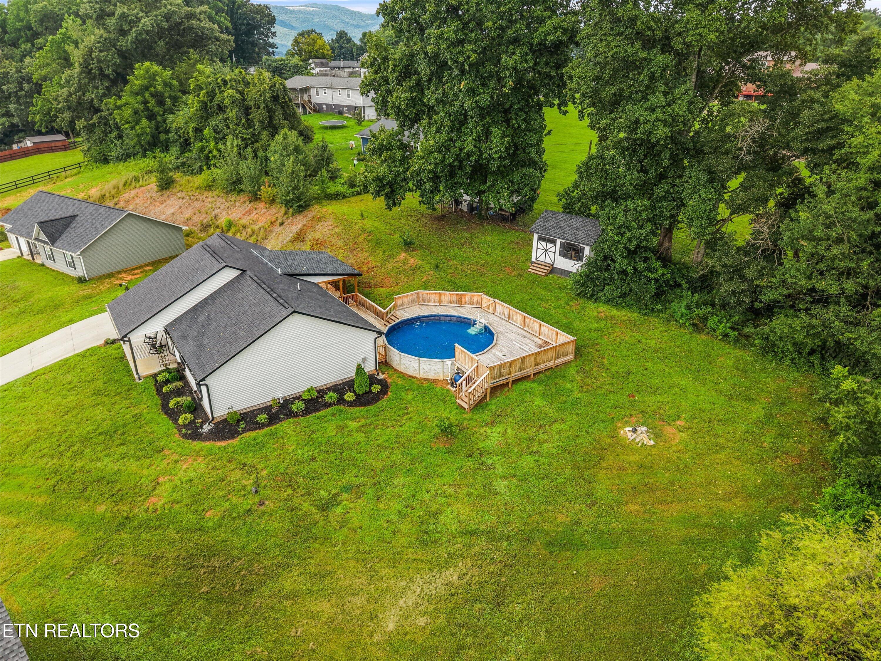 126 Zoe Circle