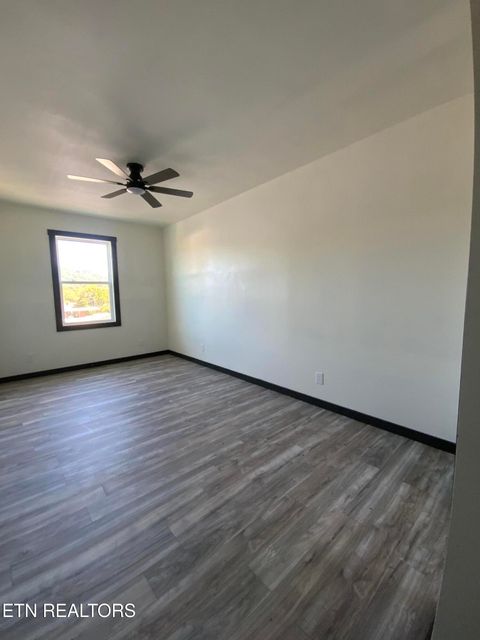 Tiny photo for 329 7Th St, Rocky Top, TN 37769 (MLS # 1326016)