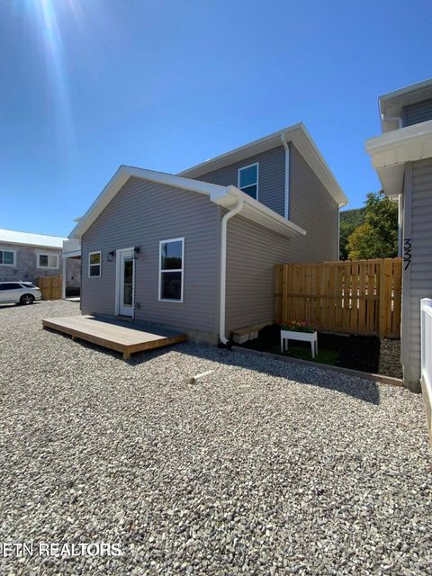 Tiny photo for 329 7Th St, Rocky Top, TN 37769 (MLS # 1326016)