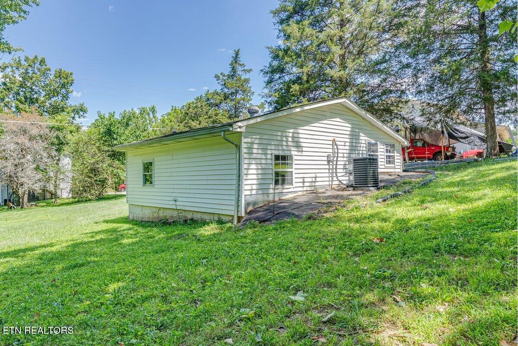 Photo of 9126 ANDERSONVILLE PIKE Pike, Powell, TN 37849 (MLS # 1307268)