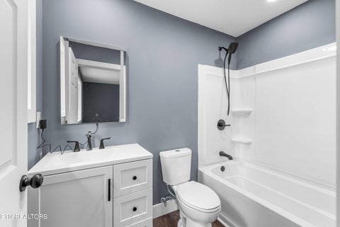 Tiny photo for 382 Davenport Rd, LaFollette, TN 37766 (MLS # 1347560)