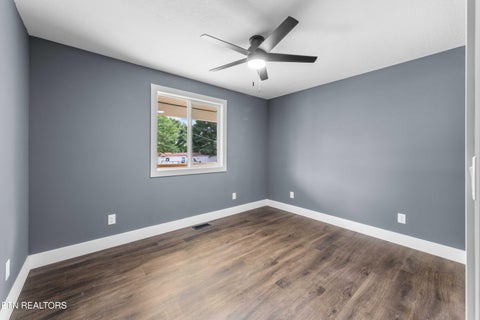 Tiny photo for 382 Davenport Rd, LaFollette, TN 37766 (MLS # 1347560)