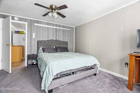 Tiny photo for 613 Fowler St, Clinton, TN 37716 (MLS # 1347164)