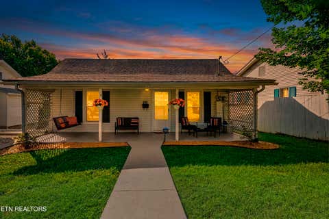 Photo of 613 Fowler St, Clinton, TN 37716 (MLS # 1347164)