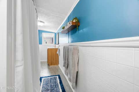 Tiny photo for 613 Fowler St, Clinton, TN 37716 (MLS # 1347164)