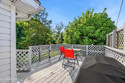 Tiny photo for 613 Fowler St, Clinton, TN 37716 (MLS # 1347164)