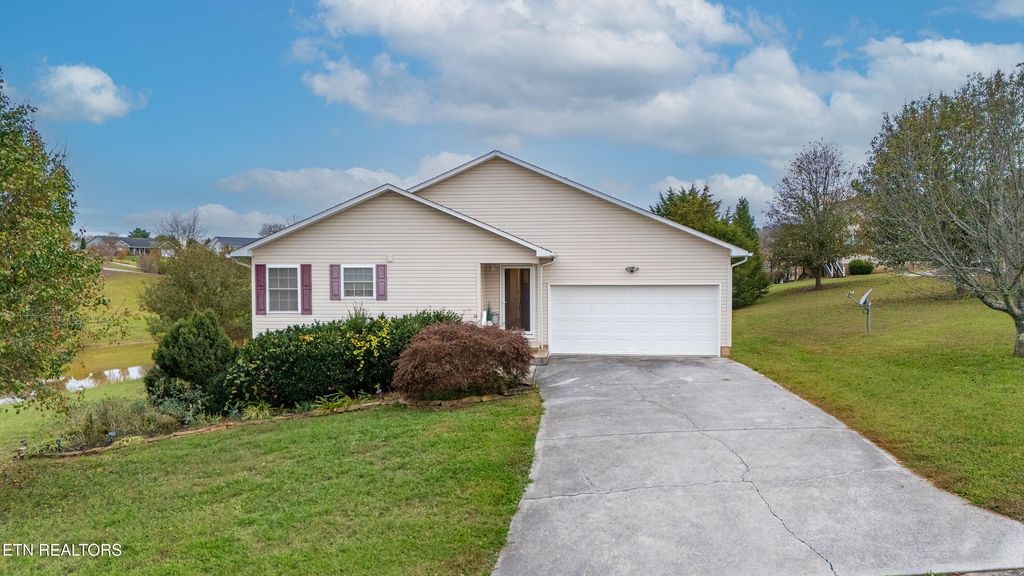 Photo of 417 Little Cove Drive, Dandridge, TN 37725 (MLS # 1282467)