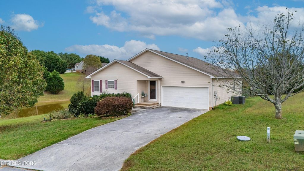 Photo of 417 Little Cove Drive, Dandridge, TN 37725 (MLS # 1282467)