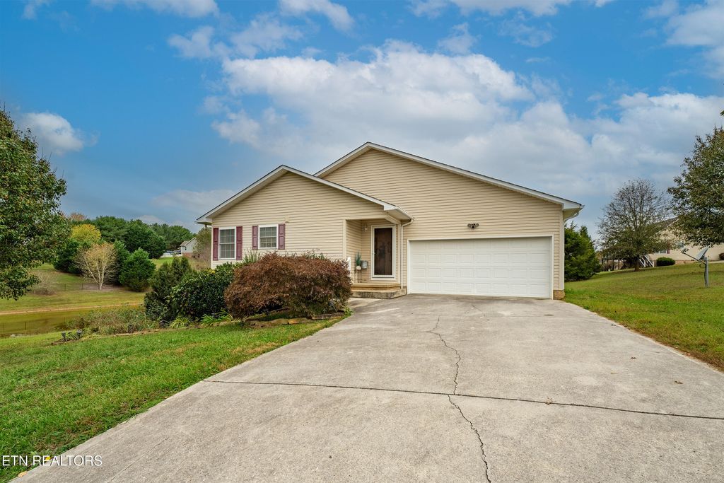 Photo of 417 Little Cove Drive, Dandridge, TN 37725 (MLS # 1282467)