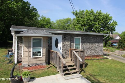 Photo of 311 Bussell Ferry Rd, Lenoir City, TN 37771 (MLS # 1338549)