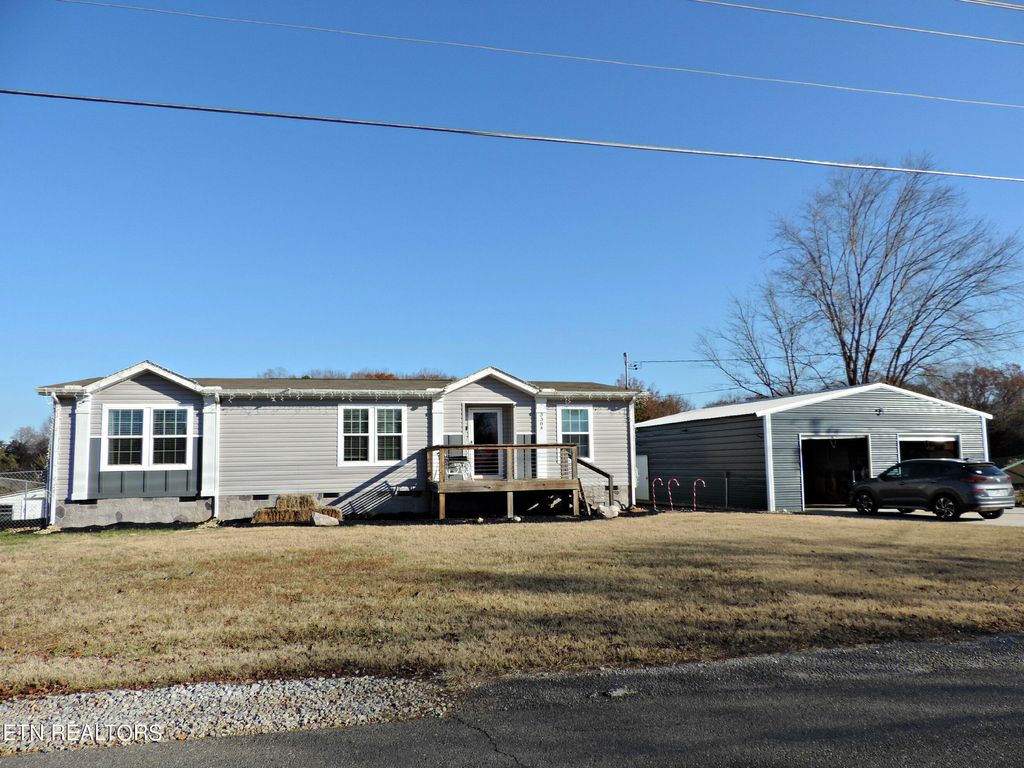 Photo of 3384 Blue Springs Rd, Strawberry Plains, TN 37871 (MLS # 1246976)