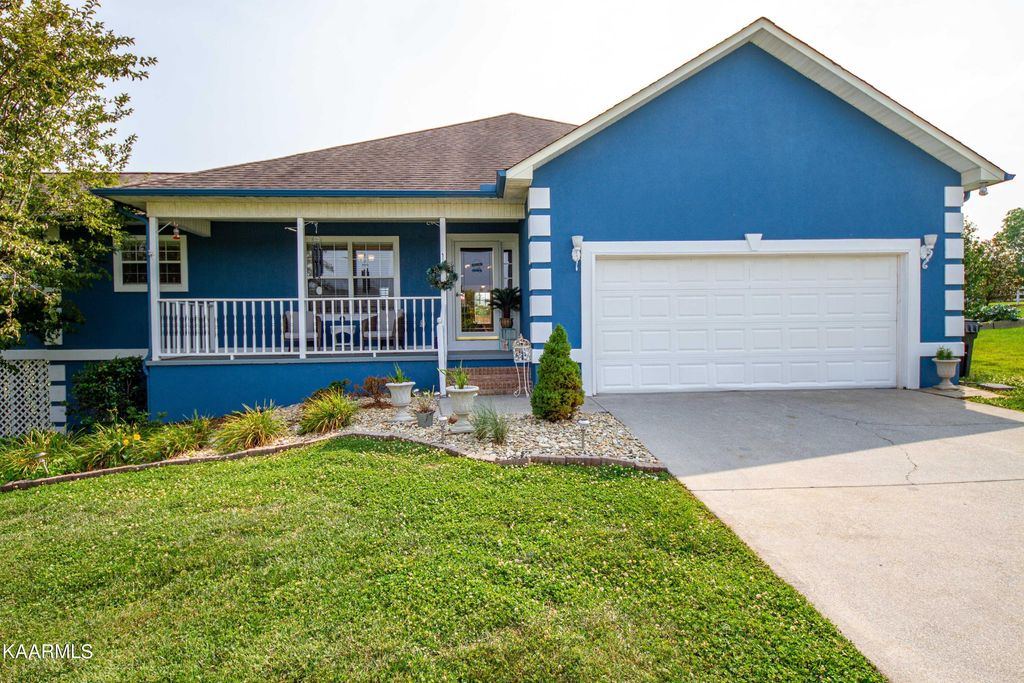 Photo of 3819 Brookview Court, Louisville, TN 37777 (MLS # 1230561)