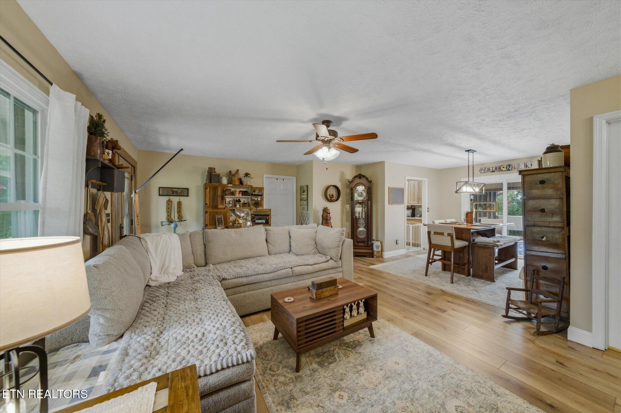 827 Hinkle Estates Drive