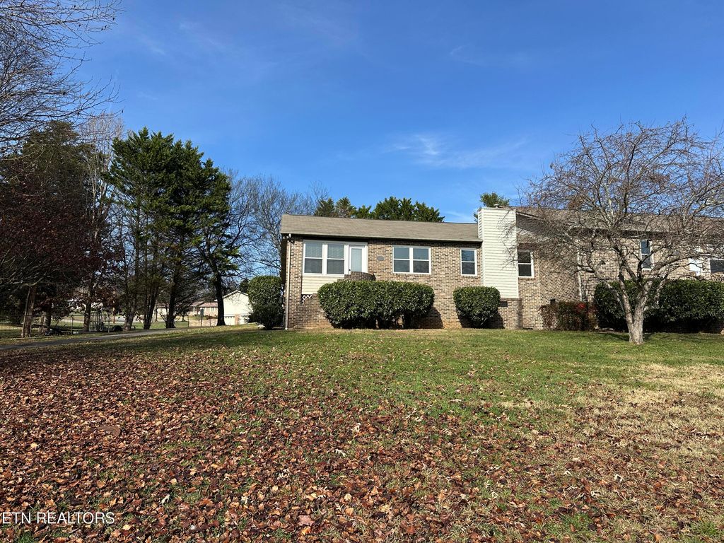 Photo of 330 Villa Drive, Seymour, TN 37865 (MLS # 1323291)