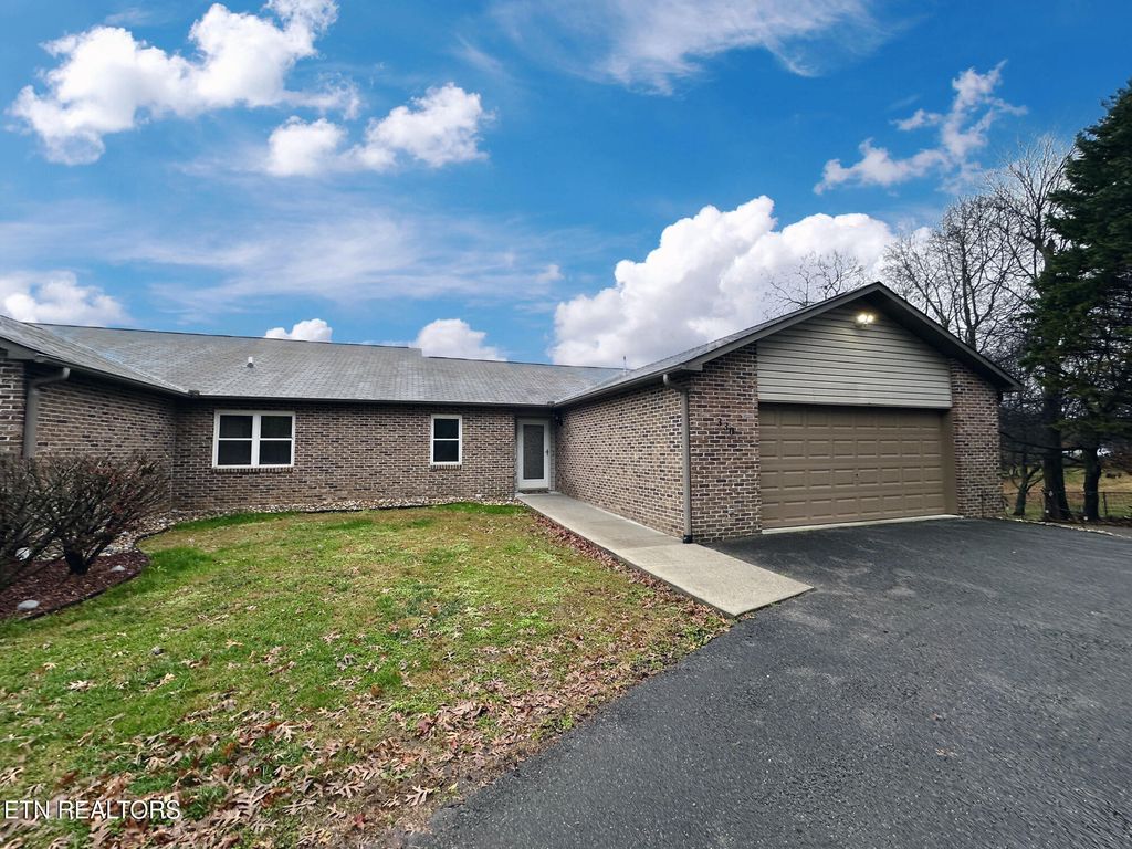 Photo of 330 Villa Drive, Seymour, TN 37865 (MLS # 1323291)
