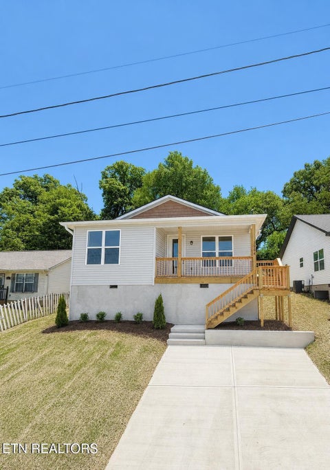 Photo of 3904 Lilac Ave, Knoxville, TN 37914 (MLS # 1359751)