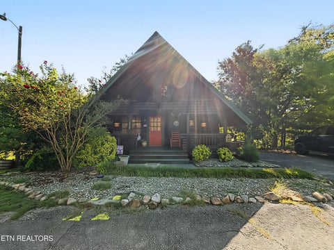 Photo of 1020 Walini Way, Sevierville, TN 37876 (MLS # 1356924)