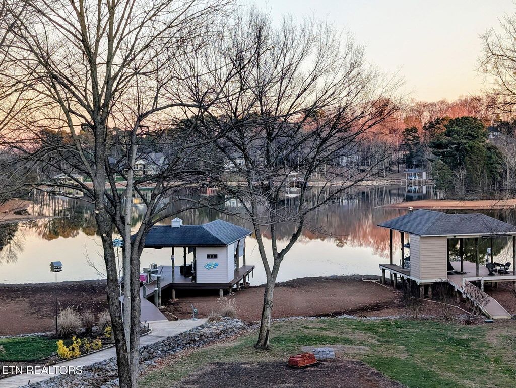 Photo of 176 S Kanutsu Lane, Loudon, TN 37774 (MLS # 1327891)