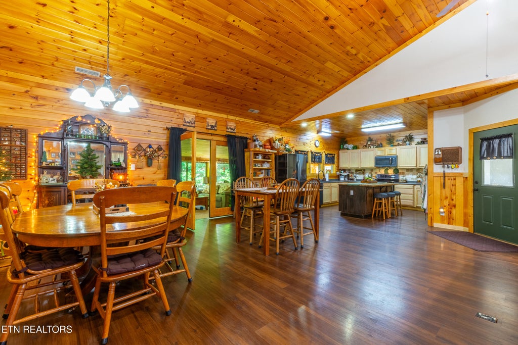 Photo of 1668 Deerwood Rd, Newport, TN 37821 (MLS # 1360040)