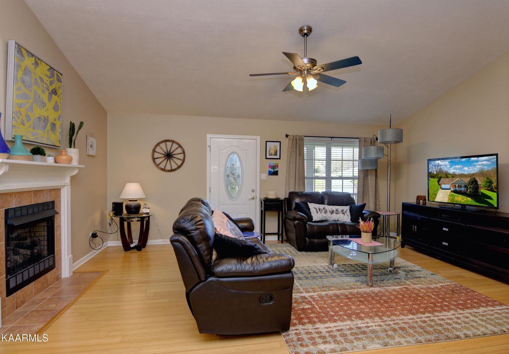 Photo of 1763 Derby Downs Drive, Friendsville, TN 37737 (MLS # 1221234)