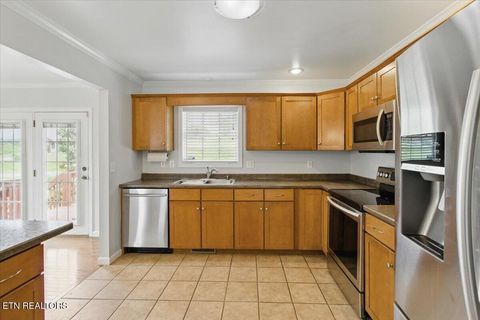 Tiny photo for 262 Cresent St, Harrogate, TN 37752 (MLS # 1338796)