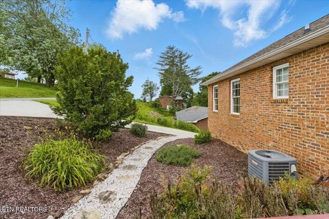 Tiny photo for 262 Cresent St, Harrogate, TN 37752 (MLS # 1338796)