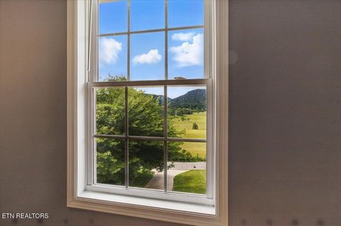 Tiny photo for 262 Cresent St, Harrogate, TN 37752 (MLS # 1338796)