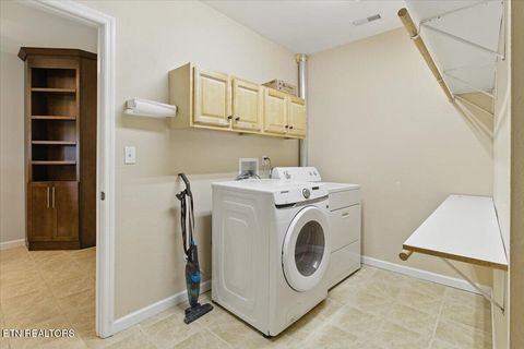 Tiny photo for 262 Cresent St, Harrogate, TN 37752 (MLS # 1338796)