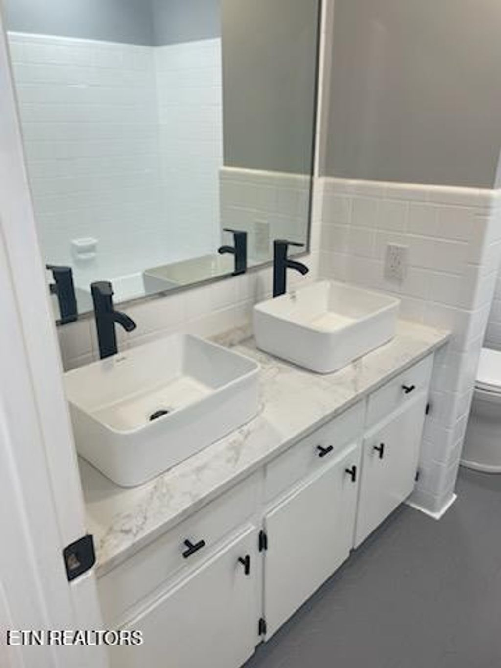 Photo of 186 Stone Drive, Crossville, TN 38555 (MLS # 1332464)